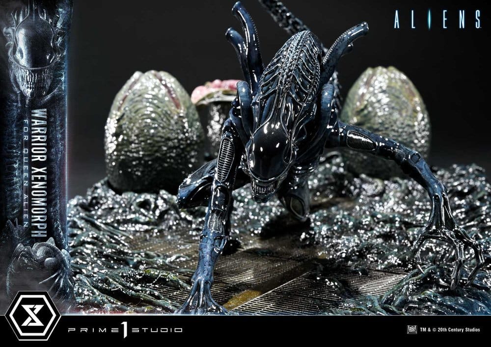 Aliens (Film) Ultimate Diorama Masterline Estatua Warrior Xenomorph for Queen Alien 23 cm