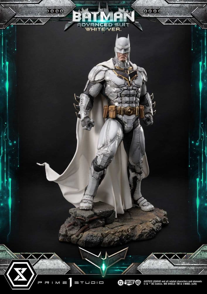 DC Comics Ultimate Museum Masterline Estátua Batman Advanced Suit White Version (Design By Josh Nizzi) 51 cm