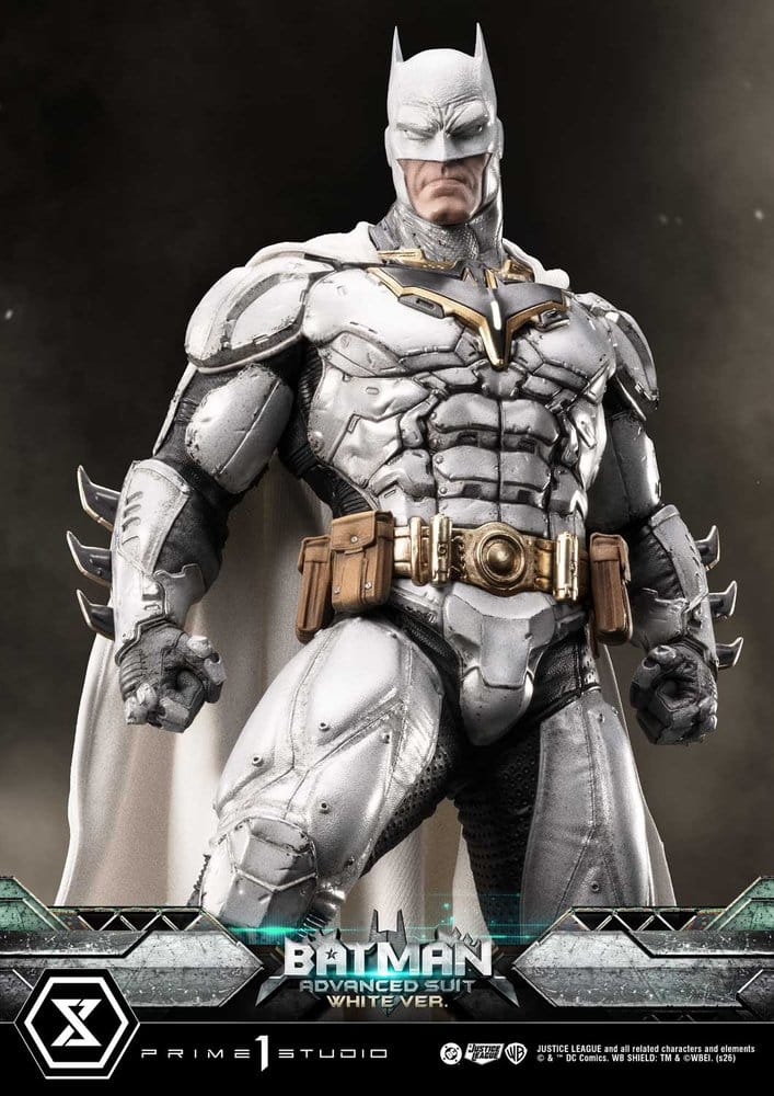 DC Comics Ultimate Museum Masterline Estátua Batman Advanced Suit White Version (Design By Josh Nizzi) 51 cm