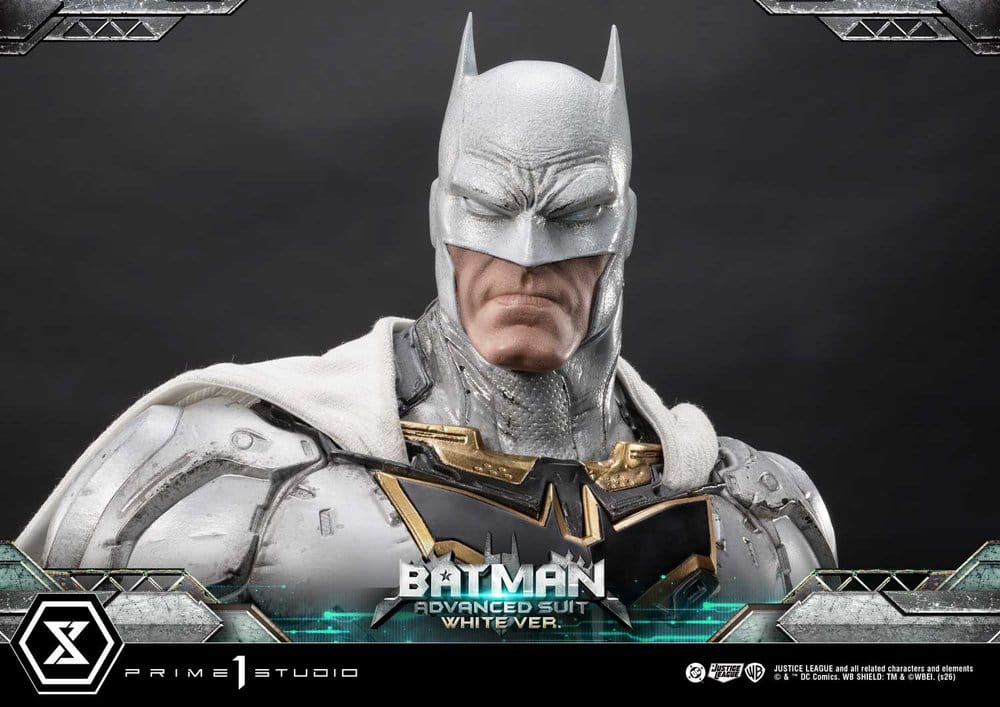 DC Comics Ultimate Museum Masterline Estátua Batman Advanced Suit White Version (Design By Josh Nizzi) 51 cm