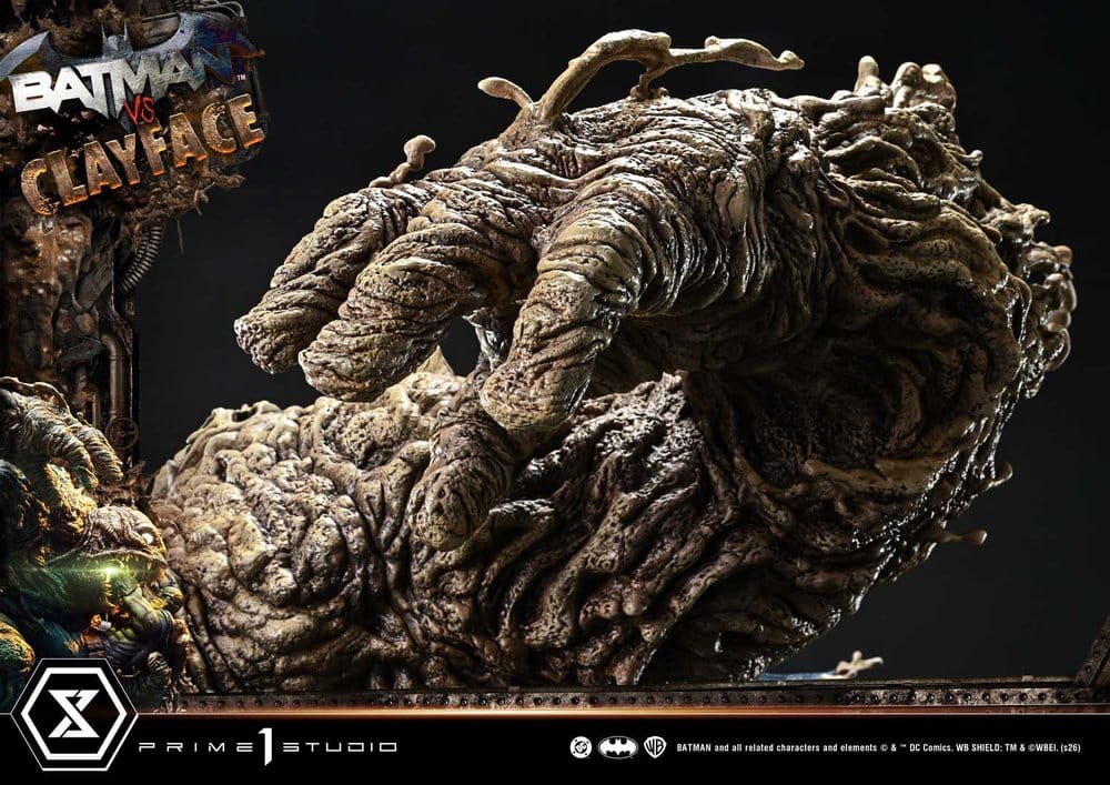 Estátua DC Comics Ultimate Premium Masterline Series 1/4 Batman VS Clayface 83 cm