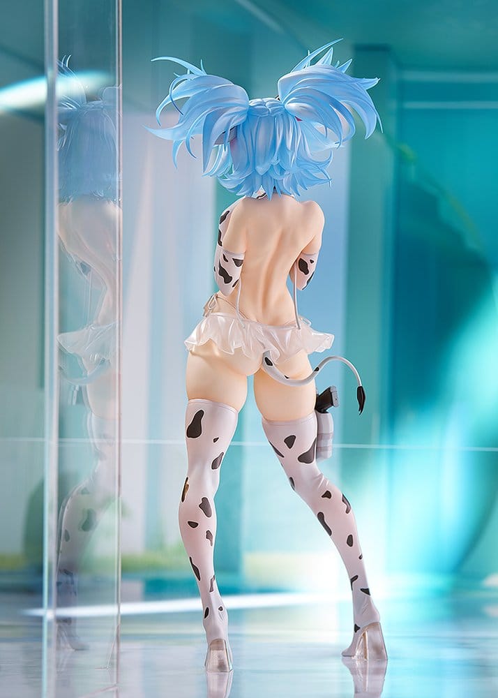 Girls' Frontline Figura PVC 1/6 PA-15 Cow Bikini Ver. 28 cm