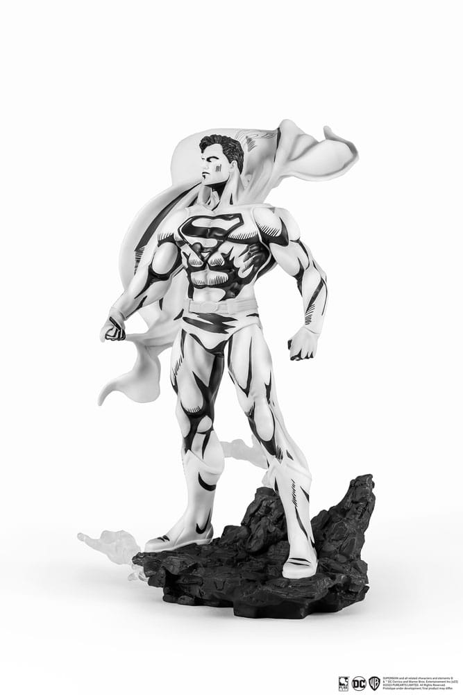 O Homem de Aço PX Estátua PVC 1/8 SDCC 2024 Superman Black & White Version 36 cm