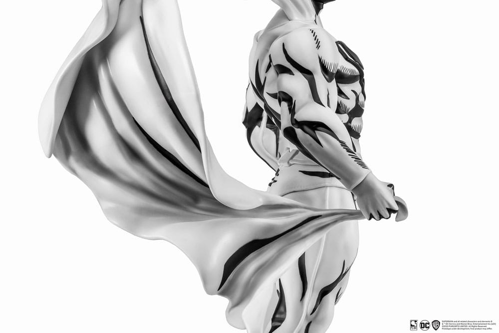 O Homem de Aço PX Estátua PVC 1/8 SDCC 2024 Superman Black & White Version 36 cm