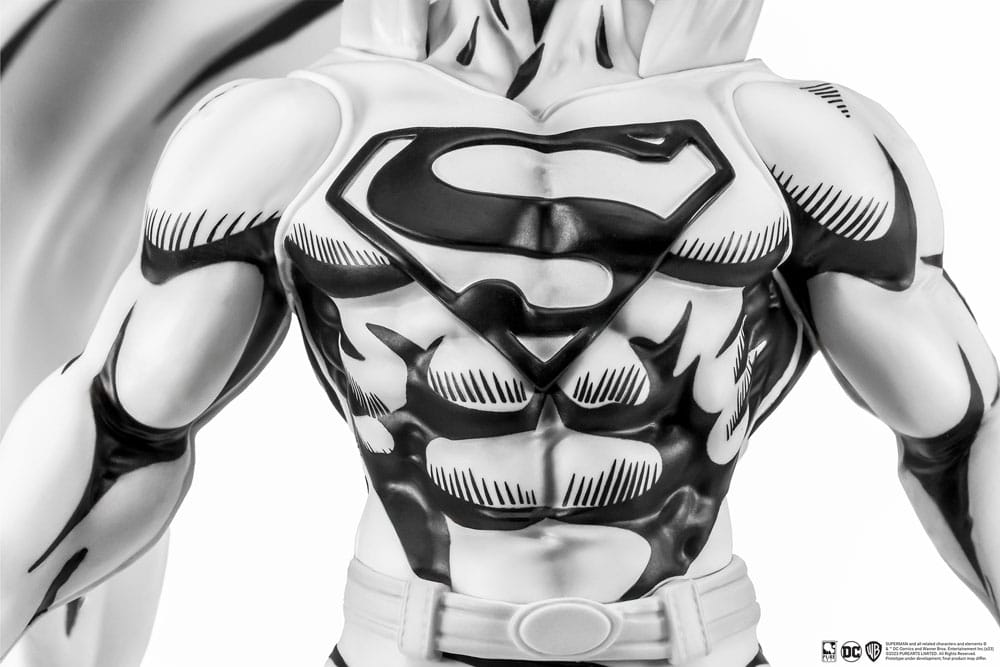O Homem de Aço PX Estátua PVC 1/8 SDCC 2024 Superman Black & White Version 36 cm