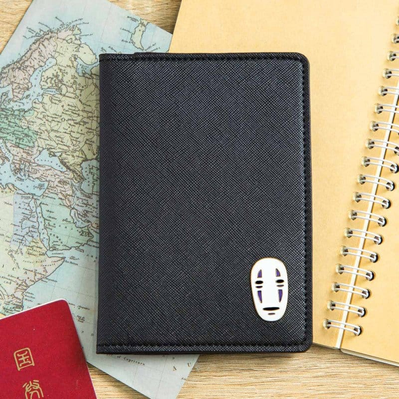El viaje de Chihiro Estuche Pasaporte Sin Cara