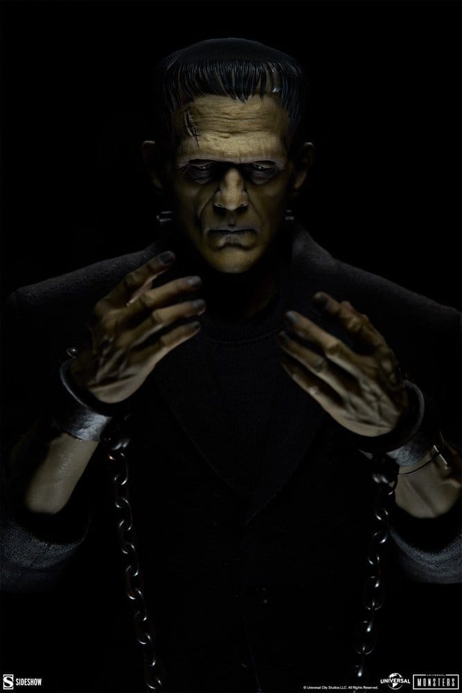 Universal Monsters Figura 1/6 Frankenstein (Deluxe Plus Edition) 33 cm