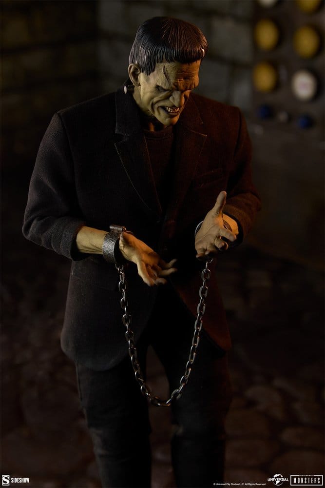 Universal Monsters Figura 1/6 Frankenstein (Deluxe Plus Edition) 33 cm