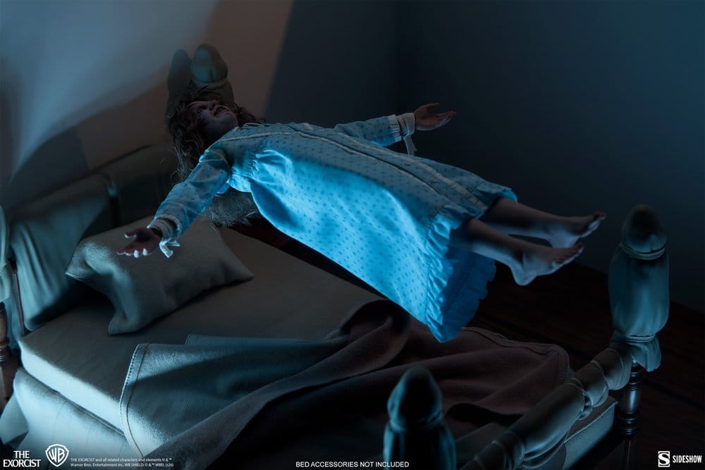 O Exorcista Figura 1/6 Regan MacNeil (Edição Deluxe) 23 cm
