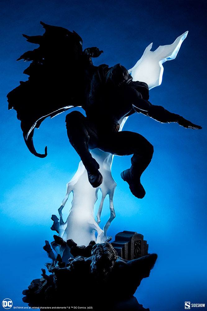 DC Comics Estatua Premium Format Batman: The Dark Knight Returns 80 cm