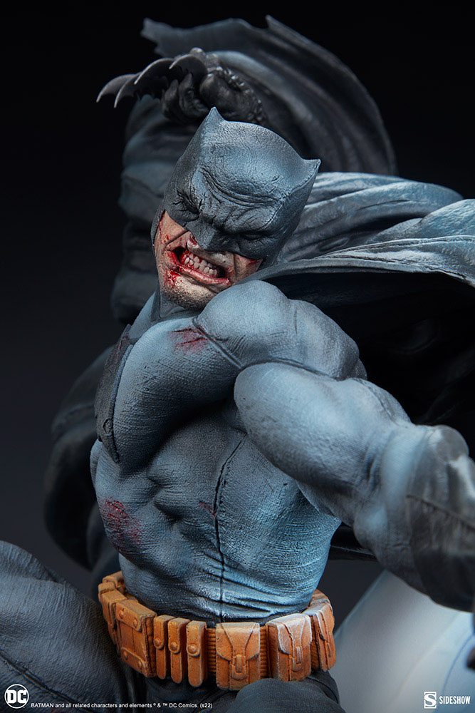 DC Comics Estatua Premium Format Batman: The Dark Knight Returns 80 cm