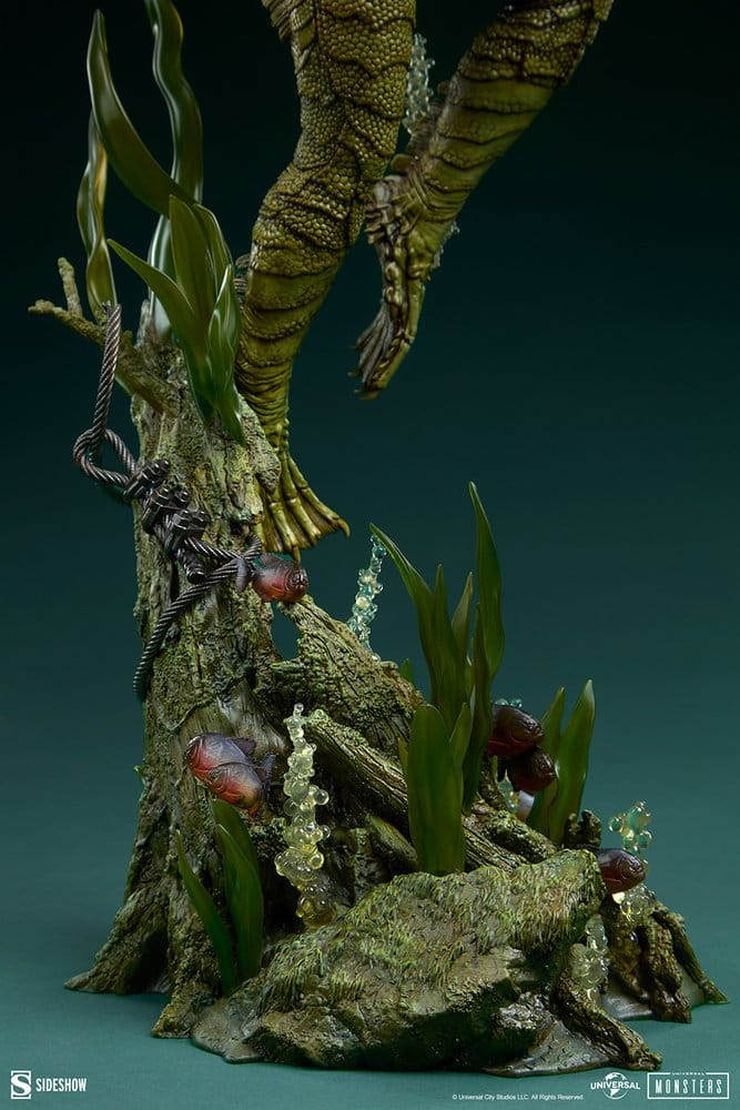Universal Monsters Estatua Premium Format Creature from the Black Lagoon 80 cm