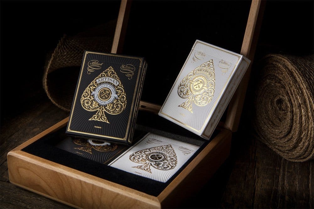 Theory 11 Set de Baraja de cartas Artisan Luxury Box Frikytopia