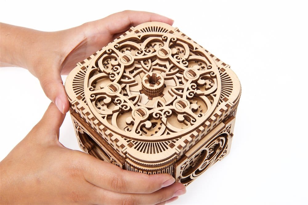 Ugears Puzzle de madera 3D Caja del Tesoro