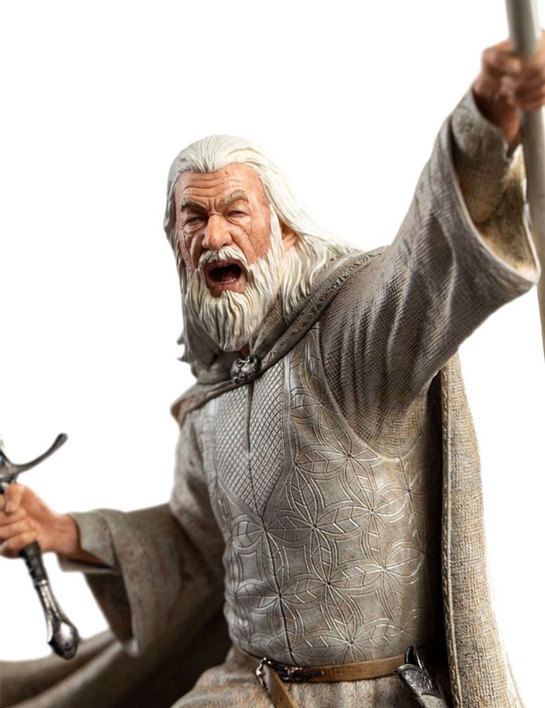 El Señor de los Anillos Figures of Fandom Estatua PVC Gandalf el Blanco 23 cm