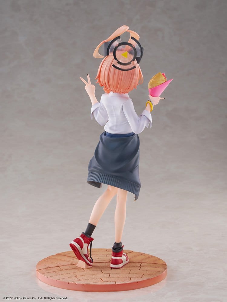 Blue Archive Figura PVC 1/7 Neru (School): Memorial Lobby Ver. 22 cm