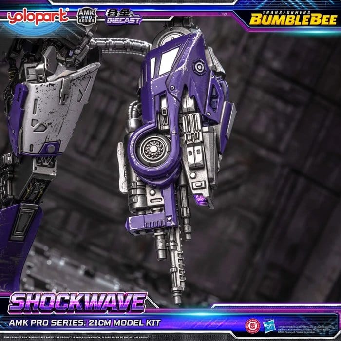 Transformers: Bumblebee the Movie Maqueta Plastic Model Kit AMK PRO Series Shockwave 21 cm